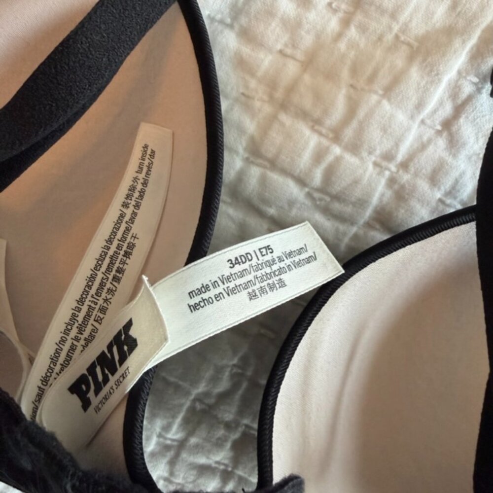 PINK Victoria’s Secret Black Bra 34DD - Picture 3 of 3